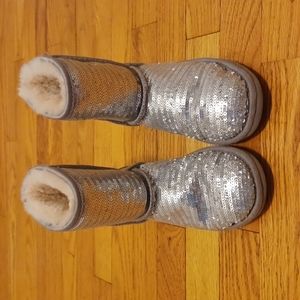 Gently Used Girls UGGs Boots